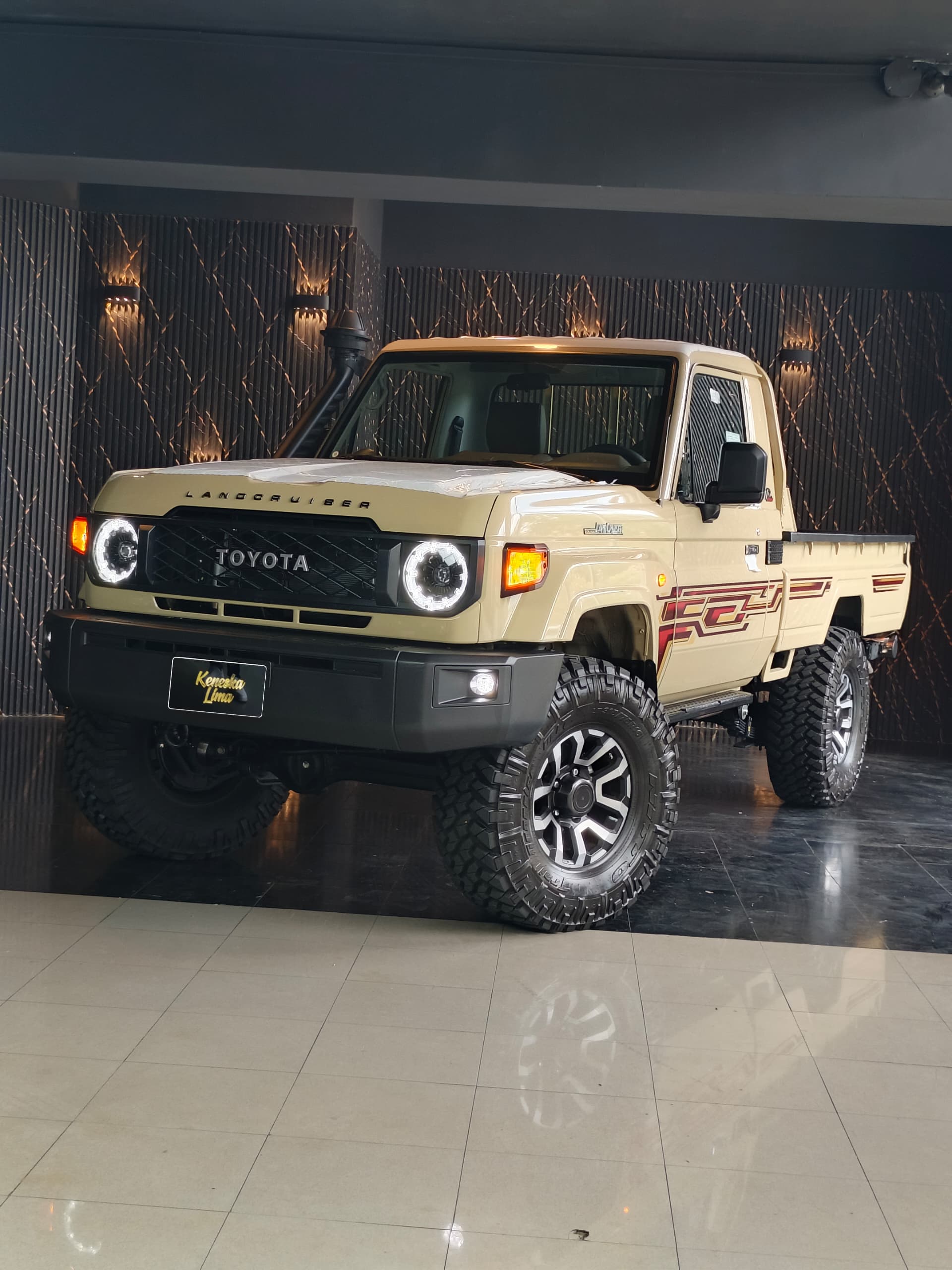 Toyota Land Cruiser Hembrita LX 2024 Beige Caracas