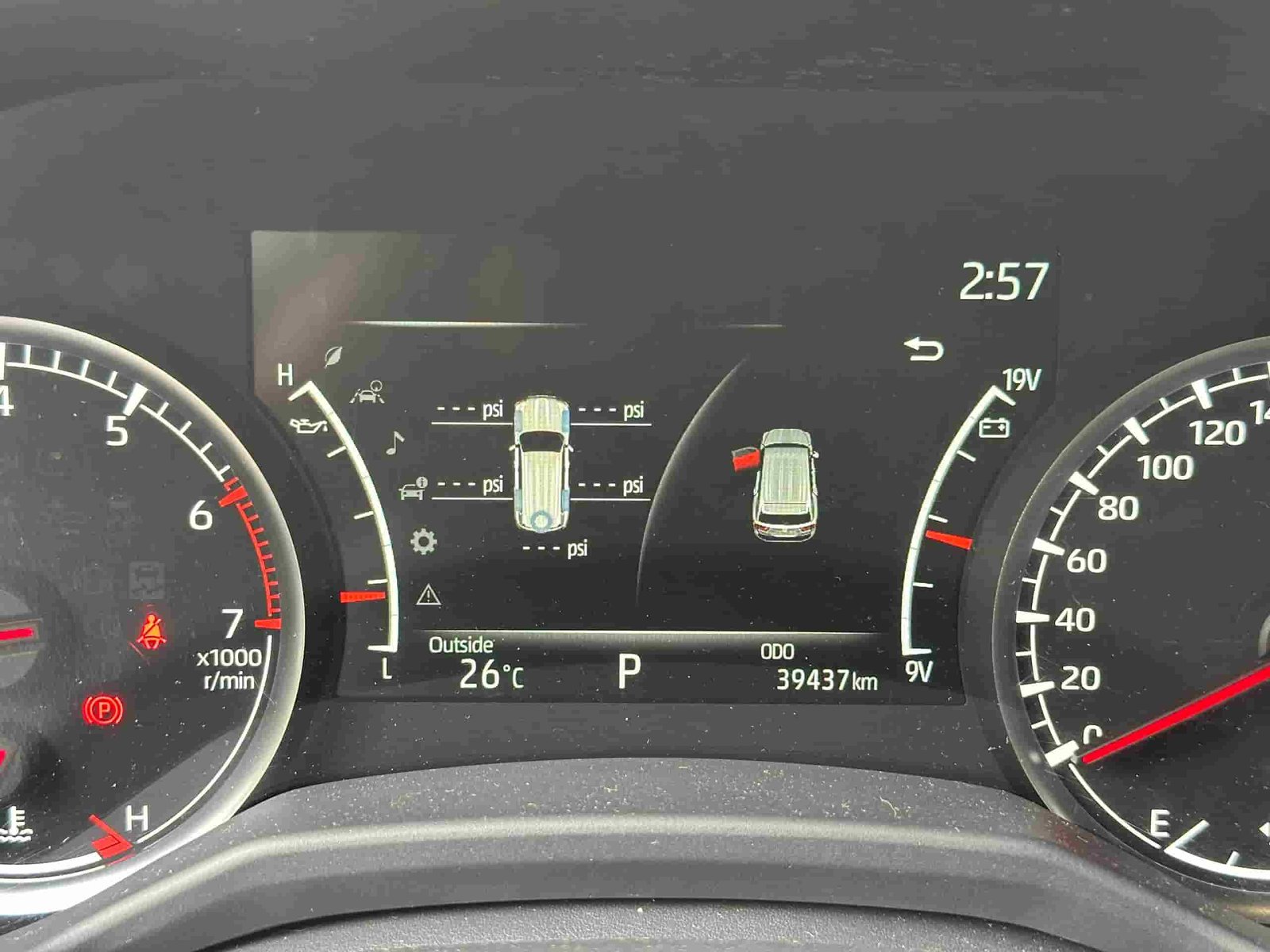 TOYOTA LC300 DUBAI VXR NEGRO 2022