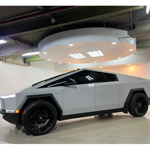 Tesla Cybertruck 2024 Gris Caracas