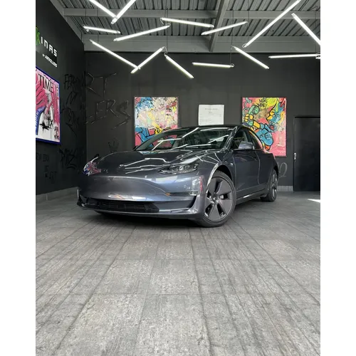 Tesla Model 3 2023 Gris Caracas
