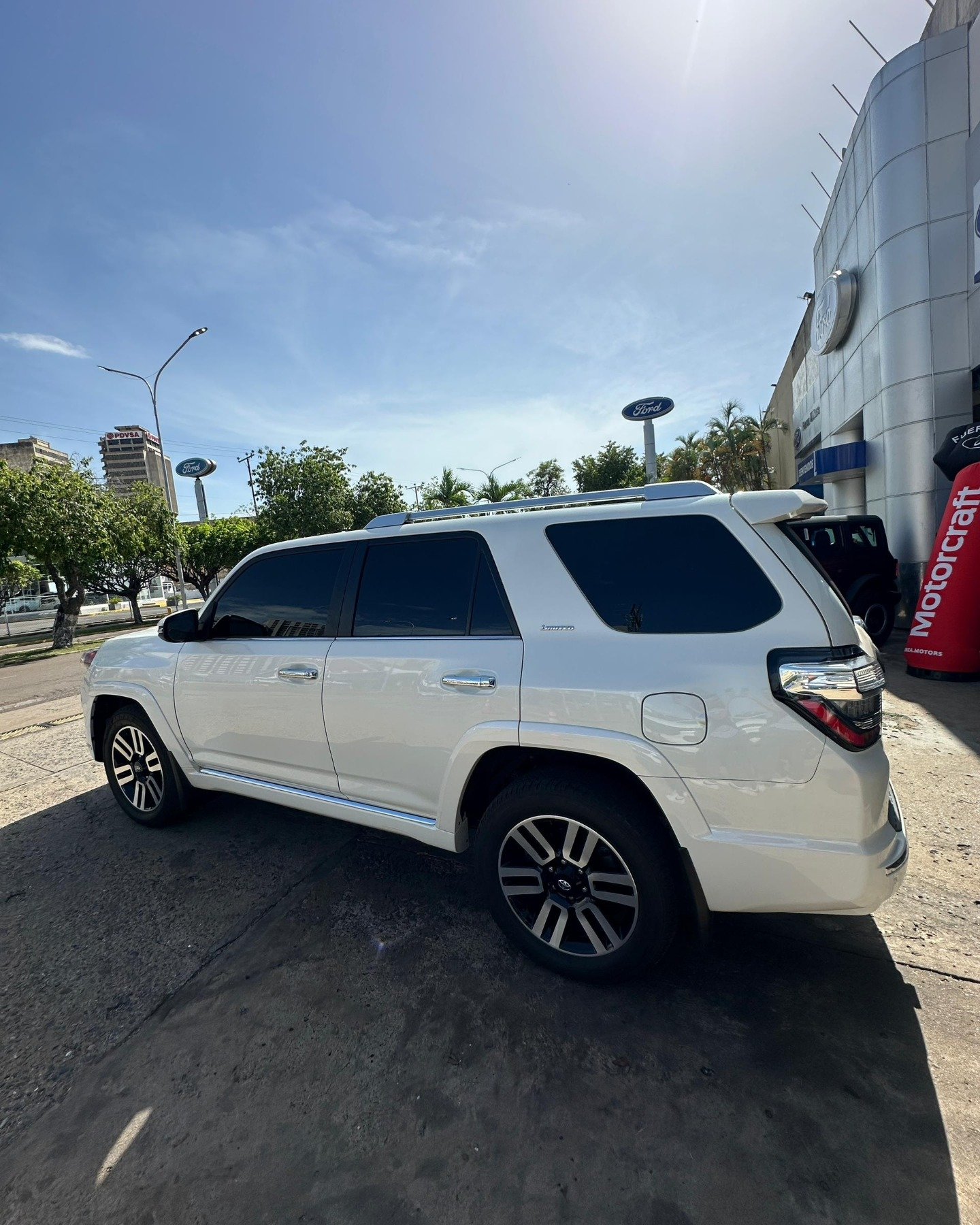 Toyota 4Runner Limited 2023 Blanco