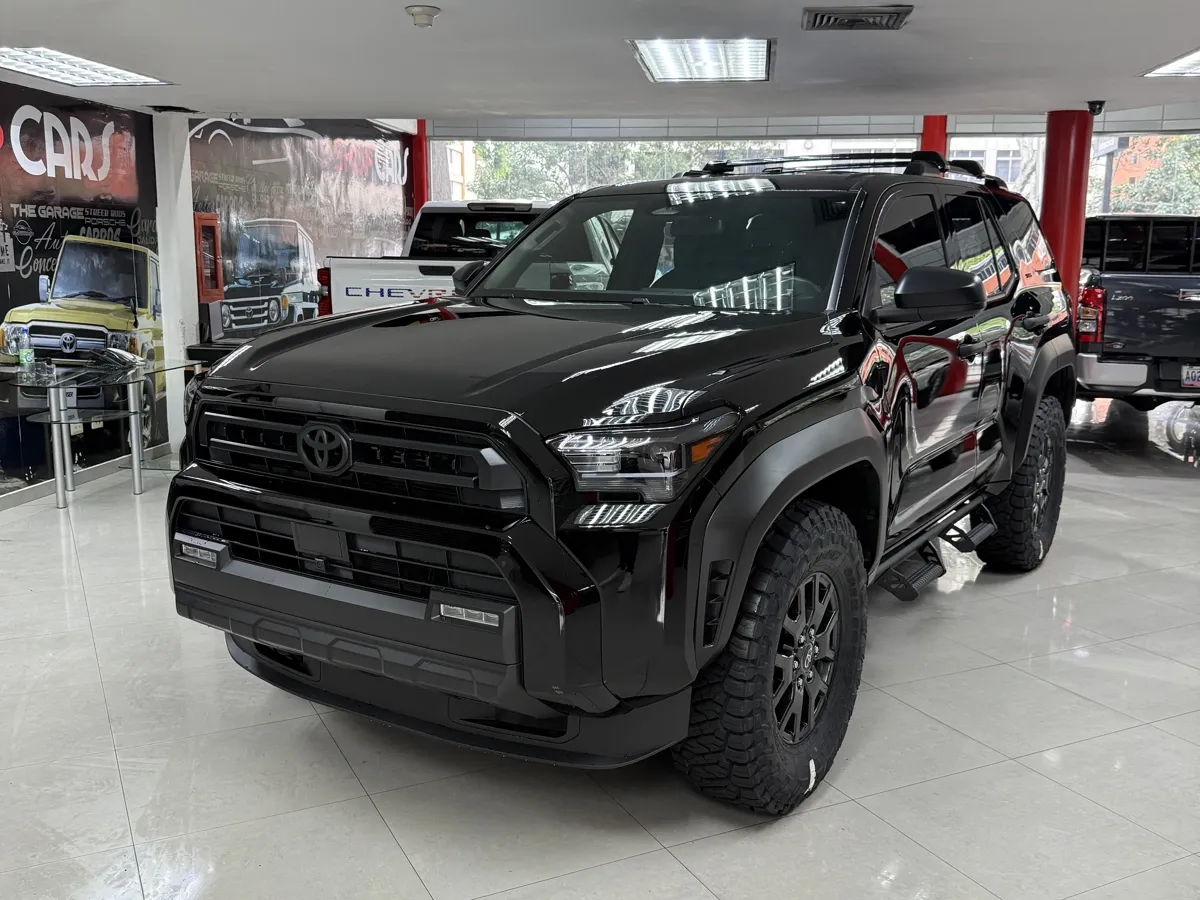 Toyota 4Runner 2025 Negro Caracas