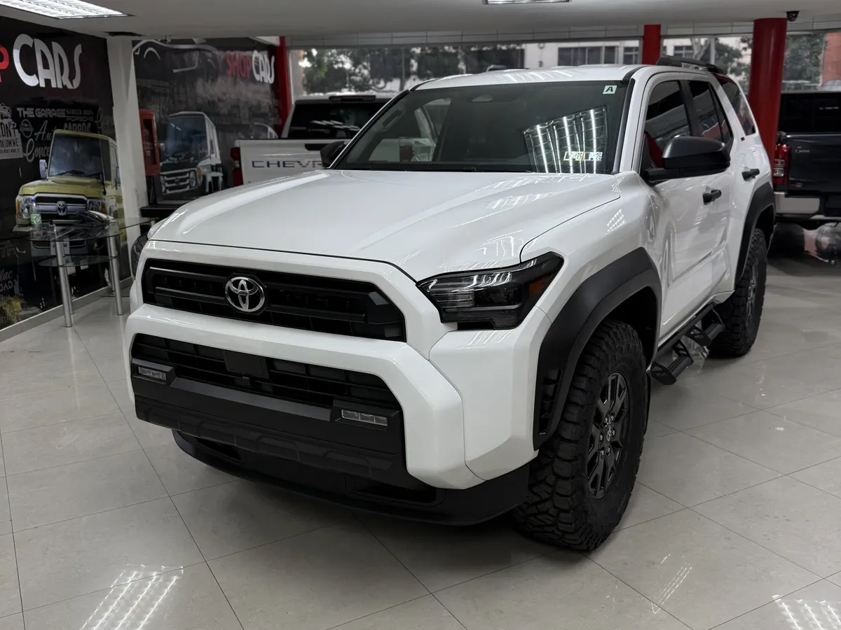 Toyota 4Runner 2025 Blanco Caracas