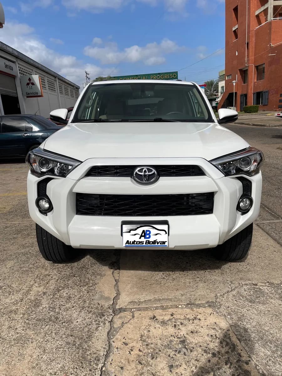 Toyota 4Runner SR5 Premium 2019 Blanco