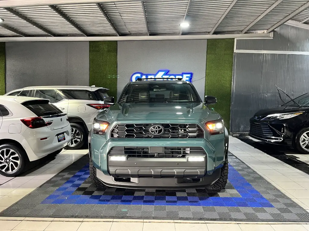 Toyota 4Runner TRD Off Road 2025 Verde Caracas