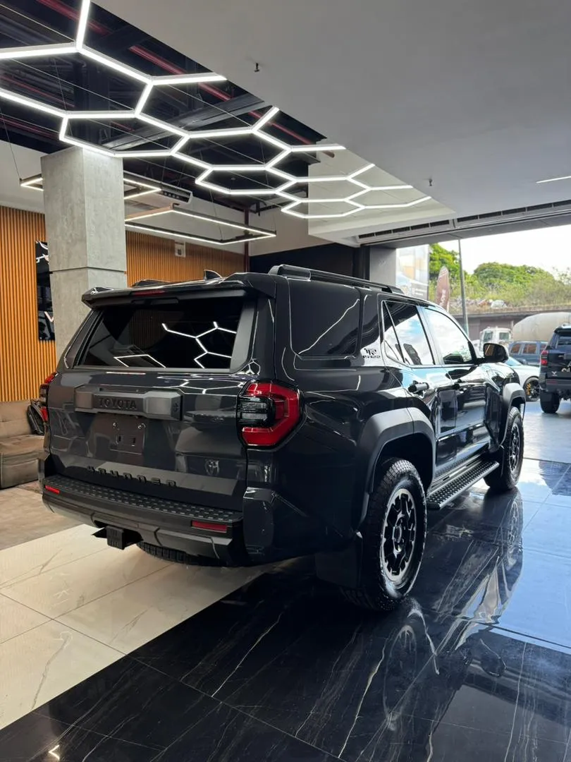 Toyota 4runner Trd Off Road Premium 2025 Negro Caracas