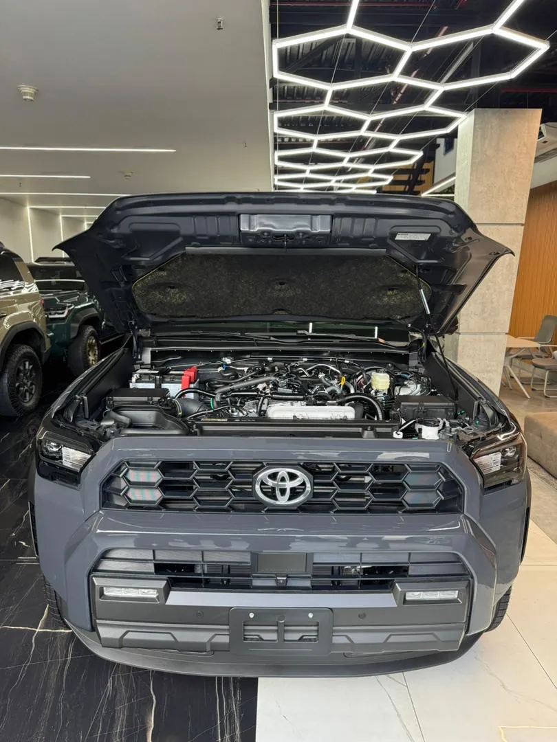 Toyota 4Runner TRD Off Road Premium 2025 negro14
