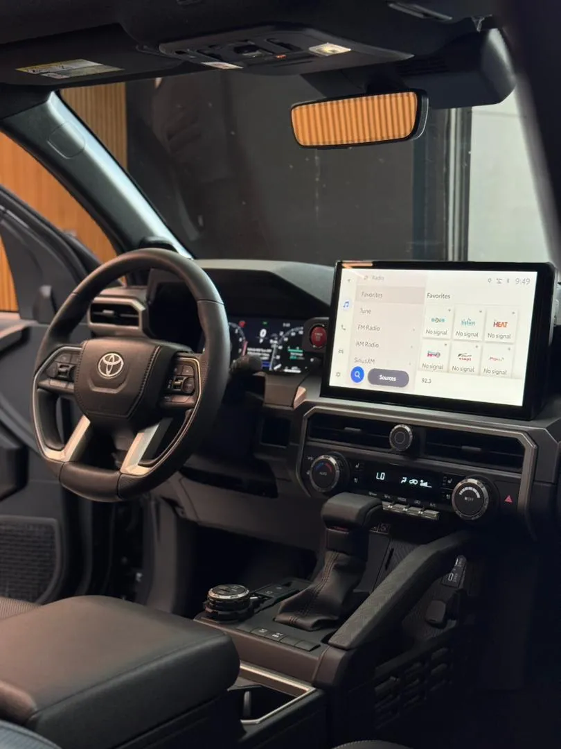 Toyota 4Runner TRD Off Road Premium 2025 negro5