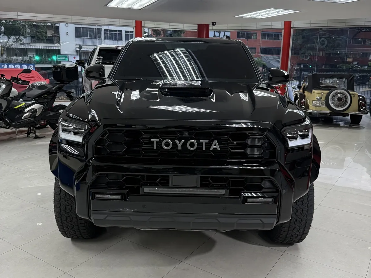 Toyota 4Runner TRD Pro 2025 Negro Caracas