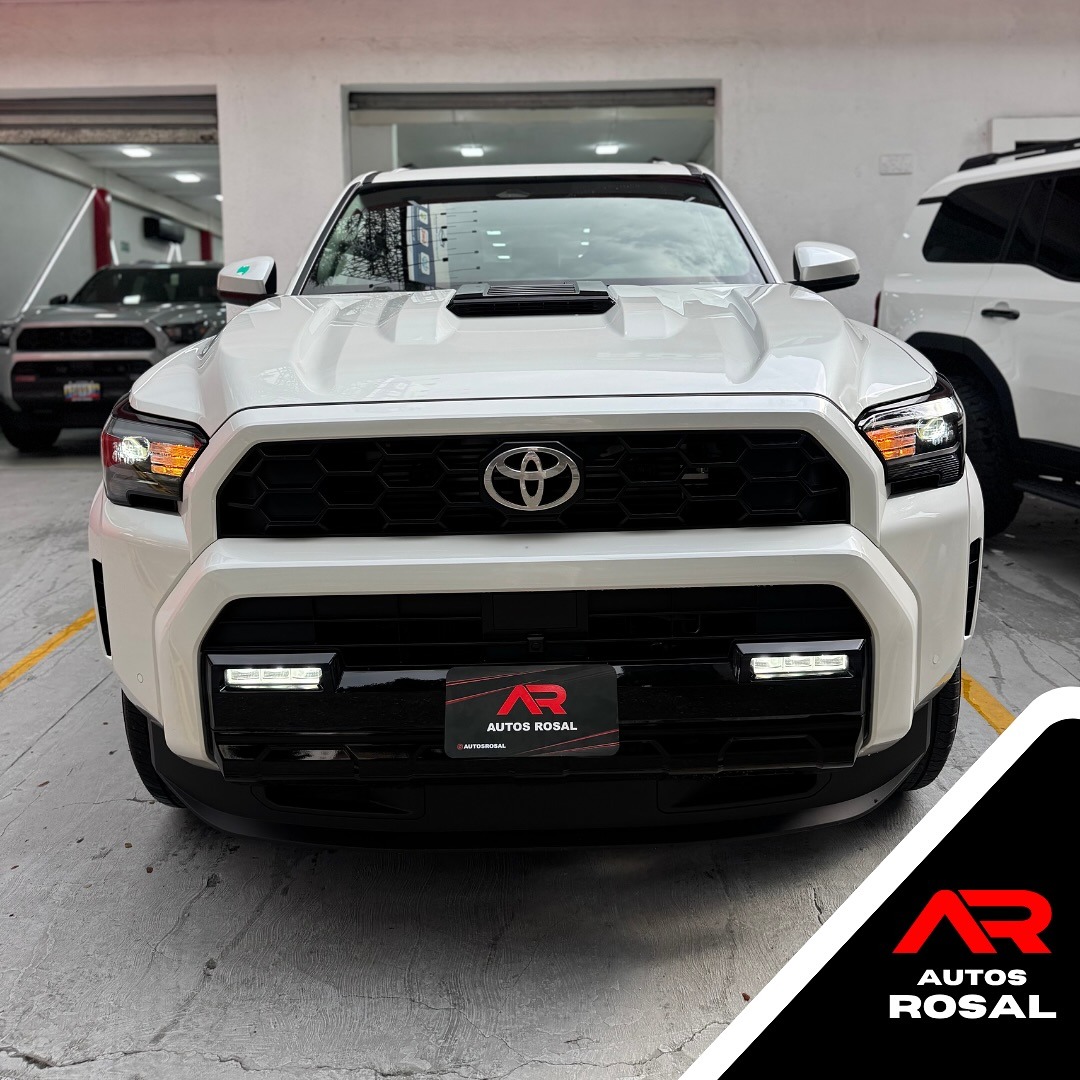 Toyota 4Runner TRD Sport 2025 Blanco Caracas