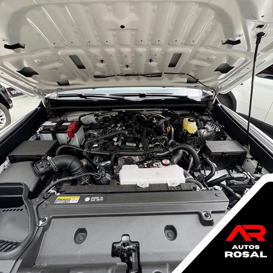 Toyota 4Runner TRD Sport 2025 blanco9