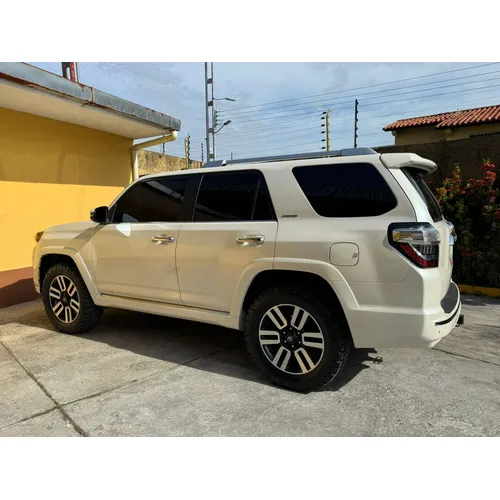 Toyota 4Runner 2015 Blanco Caracas