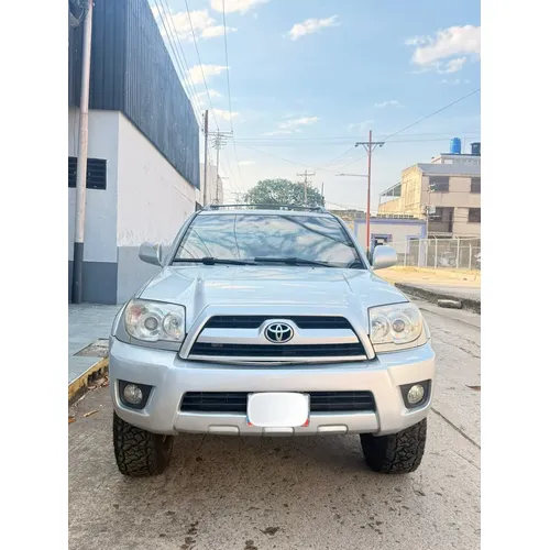 Toyota 4Runner 2006 Plateado Girardot