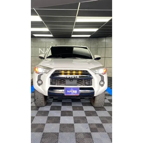Toyota 4Runner SR5 2022 Blanco Caracas