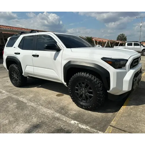 Toyota 4Runner SR5 2025 Blanco Caracas