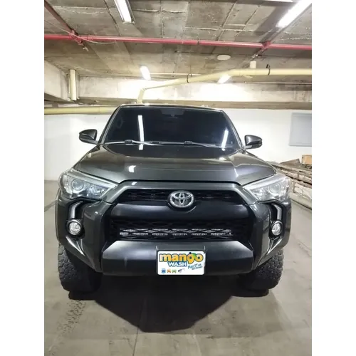 Toyota 4Runner 2017 Gris Caracas