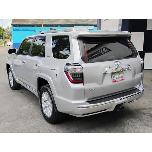 Toyota 4Runner Limited 2024 Plateado Maracay