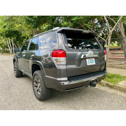 Toyota 4Runner 2013 Gris Caracas