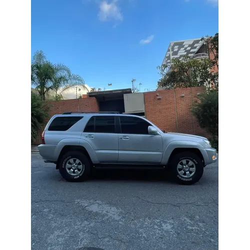 Toyota 4Runner 2005 Plateado Caracas