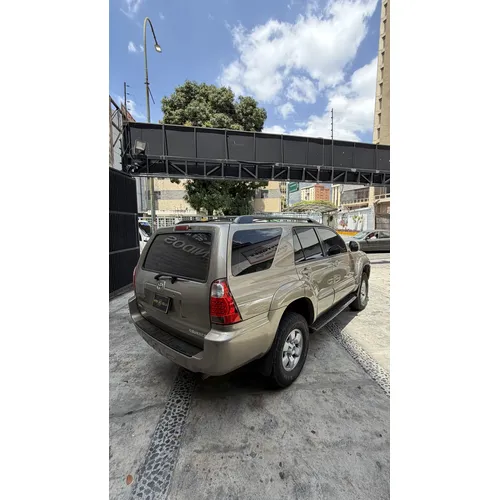 Toyota 4Runner 2007 Beige Caracas
