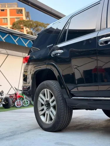 Toyota 4Runner Limited 2010 Negro Caracas
