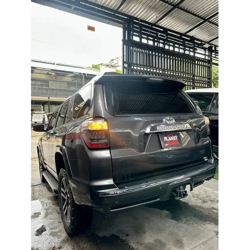 Toyota 4Runner 2015 Gris Caracas