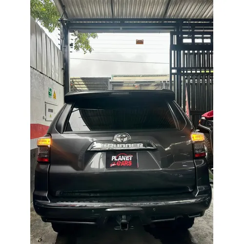 Toyota 4Runner 2015 Gris Caracas