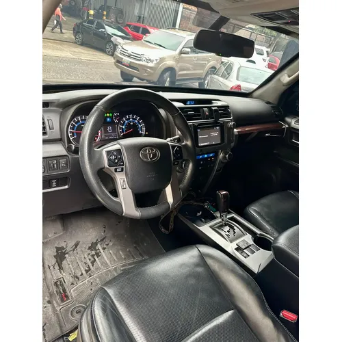 Toyota 4Runner 2015 Gris Caracas