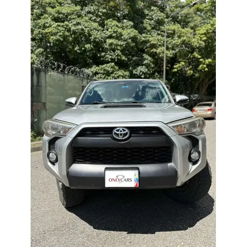 Toyota 4Runner SR5 2016 Plateado Caracas