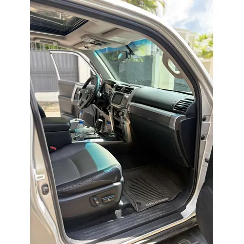 Toyota 4Runner SR5 Premium 2016 Plateado Caracas
