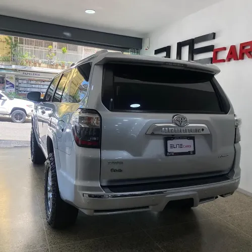 Toyota 4Runner Limited 2019 Plateado Caracas
