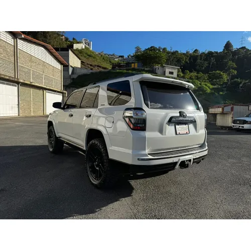 Toyota 4Runner 2019 Blanco Caracas