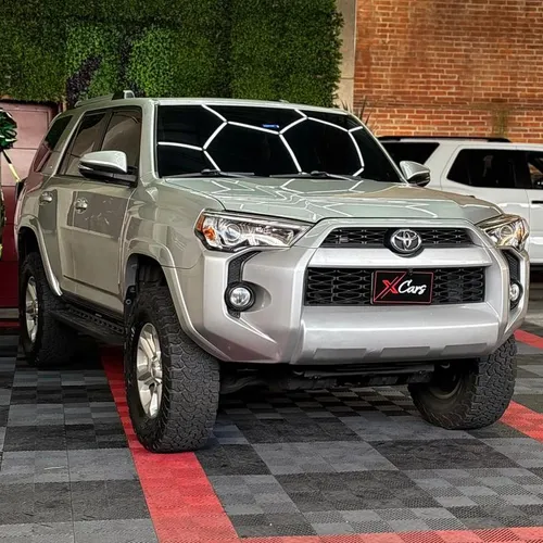Toyota 4Runner SR5 2019 Plateado Caracas
