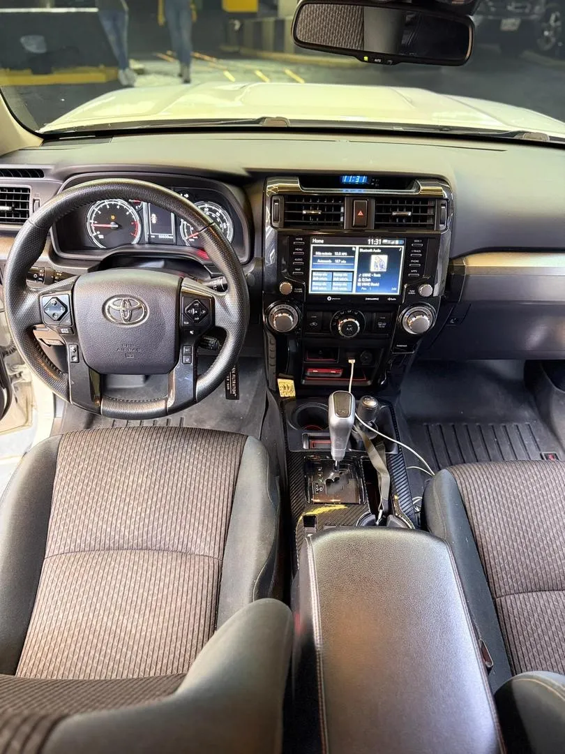 Toyota 4Runner TRD Off Road 2020 Blanco Caracas