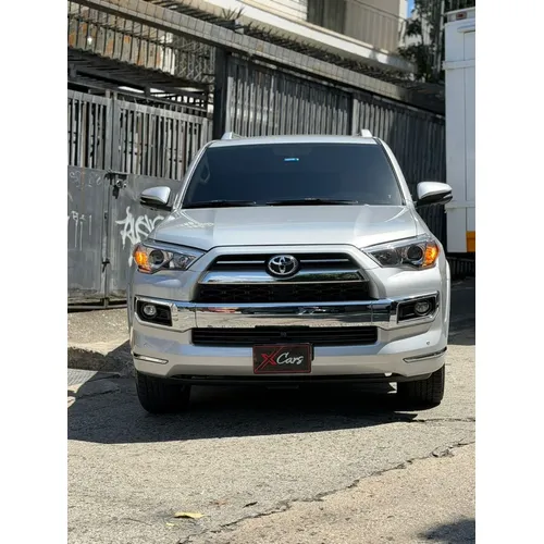 Toyota 4Runner 2024 Plateado Caracas