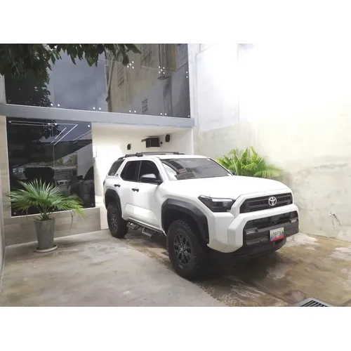 Toyota 4Runner SR5 2025 Blanco Barquisimeto