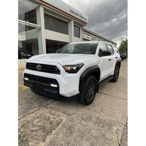 Toyota 4Runner SR5 2025 Blanco Ciudad Guayana