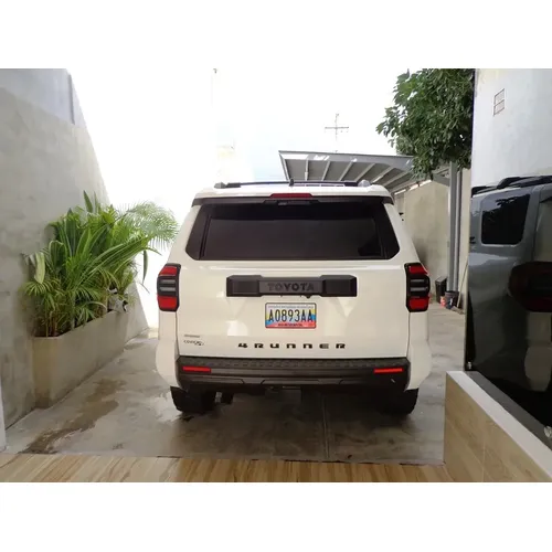 Toyota 4Runner SR5 2025 Blanco Barquisimeto