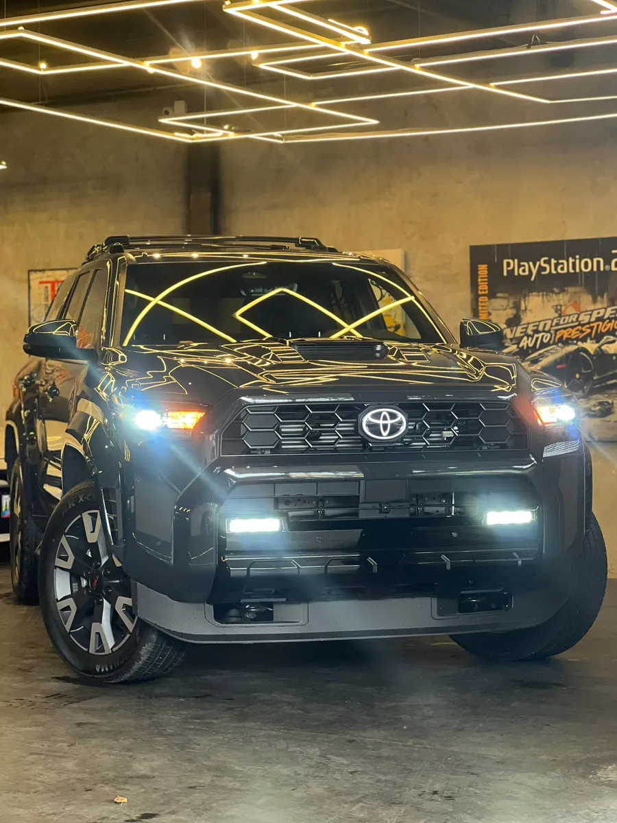 Toyota 4Runner TRD Sport 2025 Gris Caracas