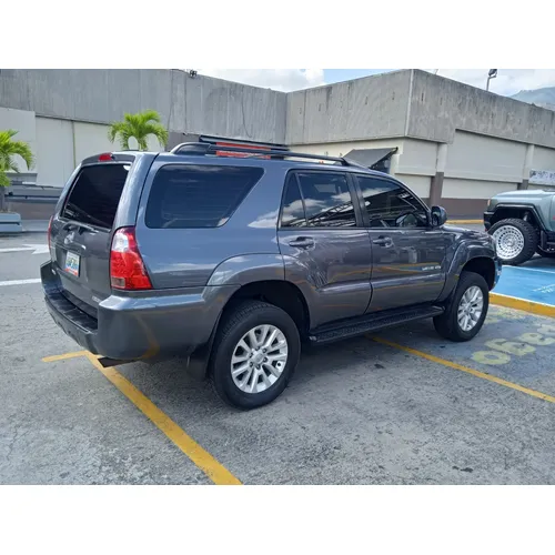 Toyota 4Runner 2006 Gris Caracas