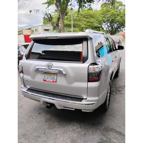 Toyota 4Runner Limited 2024 Plateado Maracay