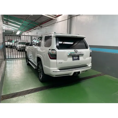 Toyota 4Runner 2014 Blanco Caracas