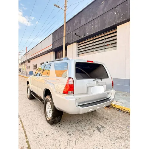 Toyota 4Runner 2006 Plateado Girardot