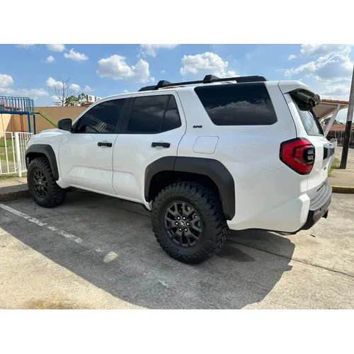 Toyota 4Runner SR5 2025 Blanco Caracas