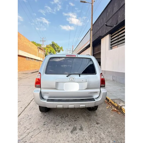 Toyota 4Runner 2006 Plateado Girardot