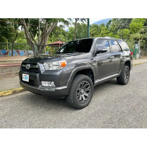 Toyota 4Runner 2013 Gris Caracas