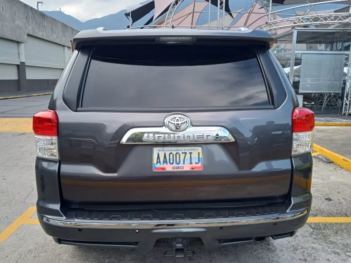 Toyota 4runner Gris Modelo 2010