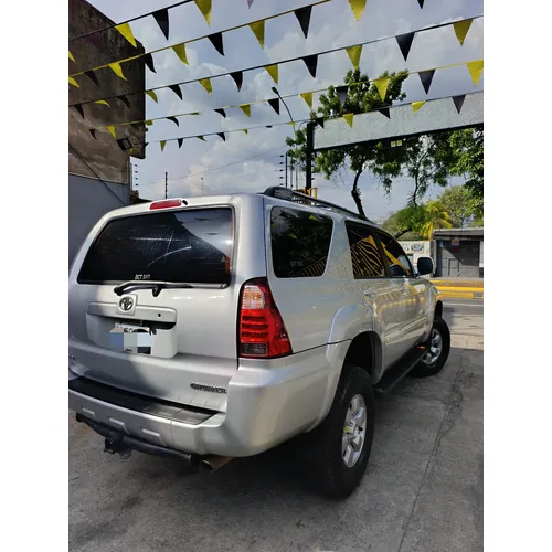 Toyota 4Runner Limited 2007 Plateado Caracas