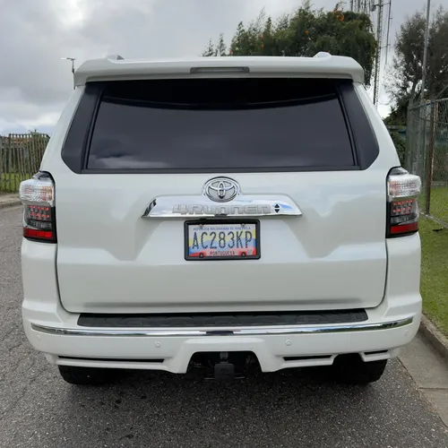 Toyota 4Runner Limited 2023 Blanco Caracas