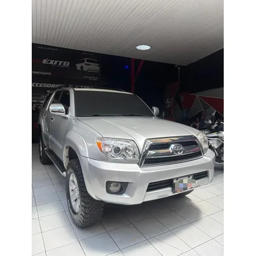 Toyota 4Runner Limited 2008 Plateado Caracas